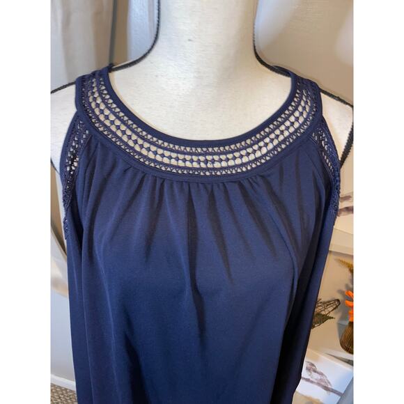 NWT $79.50 Tommy Hilfiger size 1X Blue Palm Beach mid Crochet Open Shoulder Top - Picture 2 of 11